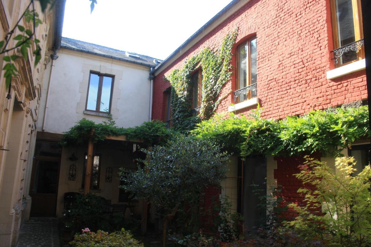 Le Refuge Des Cordeliers Apartment Лаон Екстериор снимка
