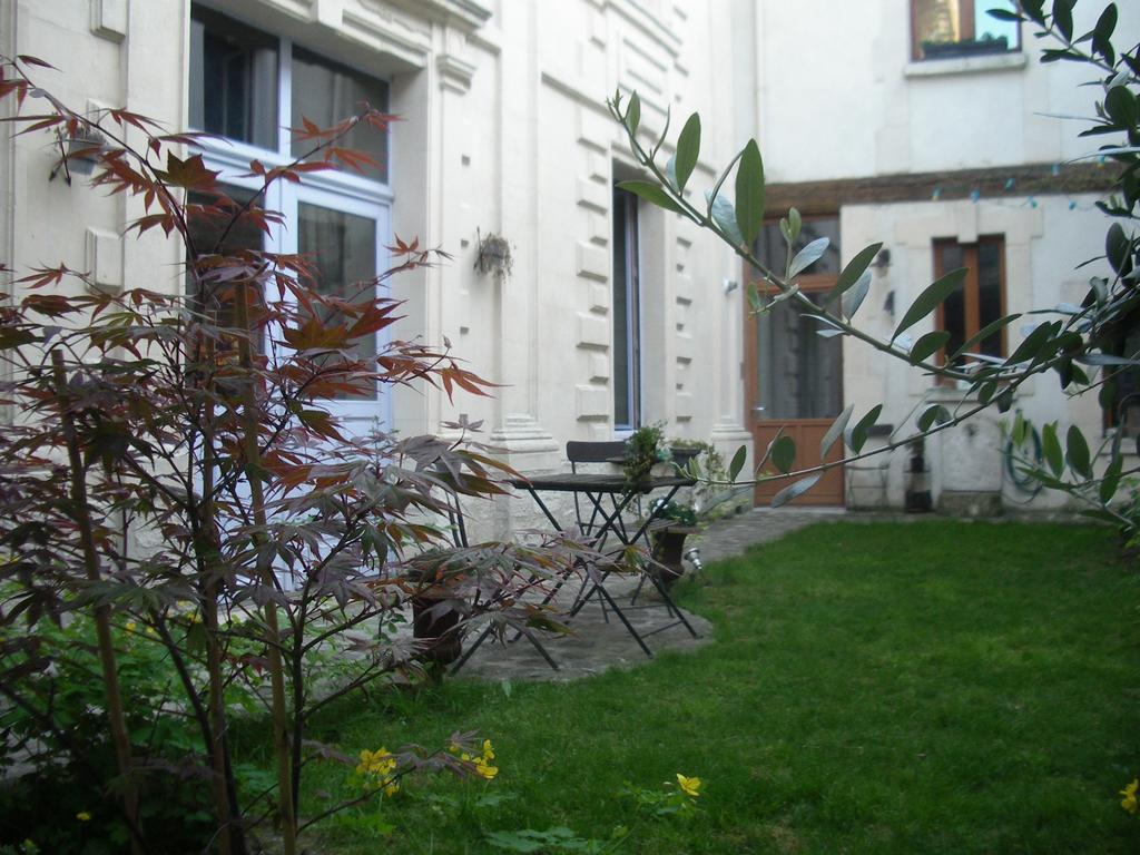 Le Refuge Des Cordeliers Apartment Лаон Екстериор снимка